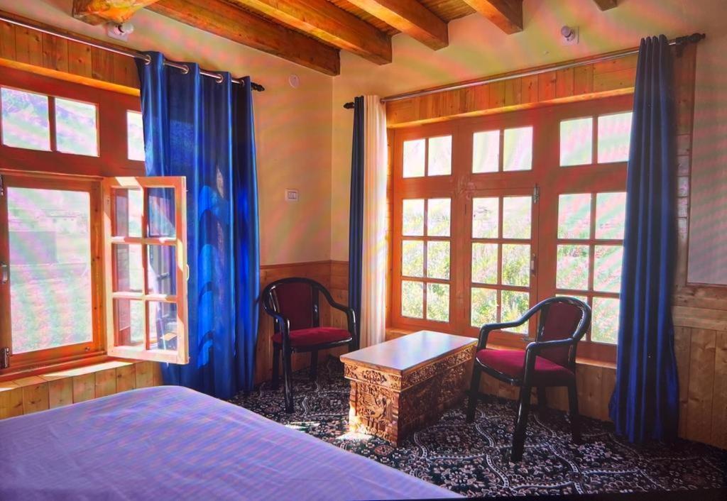 Padam Guru View Home Stay חדר תמונה